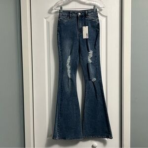 REFUGE Flare high rise Distressed ripped denim jeans women’s size 0 NWT